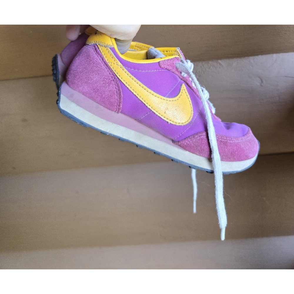 Nike KIDS Waffle Trainer Fireberry Size 12C